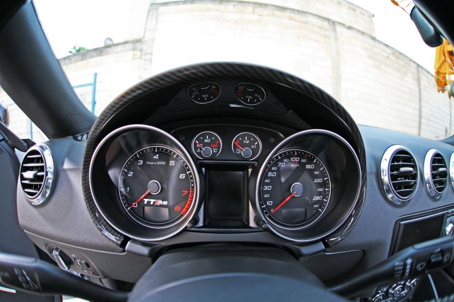 Панель приборов Audi TT RS Roadster by Senner Tuning (8J) 2010 года  (фото 2 из 23)